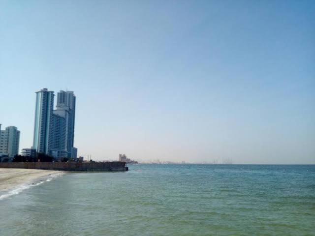 2 Bedroom Luxury Beach Apartment With Full Seaview Ajman Exteriör bild