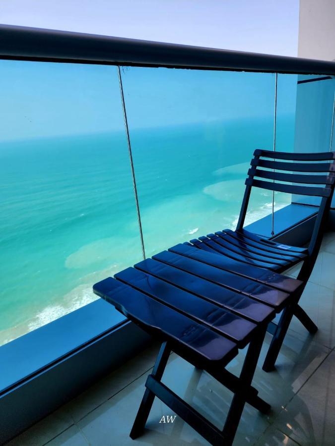 2 Bedroom Luxury Beach Apartment With Full Seaview Ajman Exteriör bild